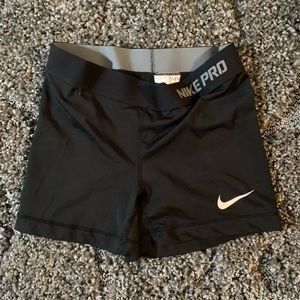 Women’s Nike pro spandex shorts xs